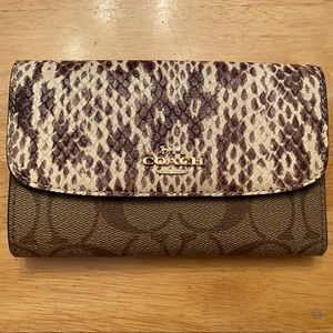 Authentic Coach Wallet
